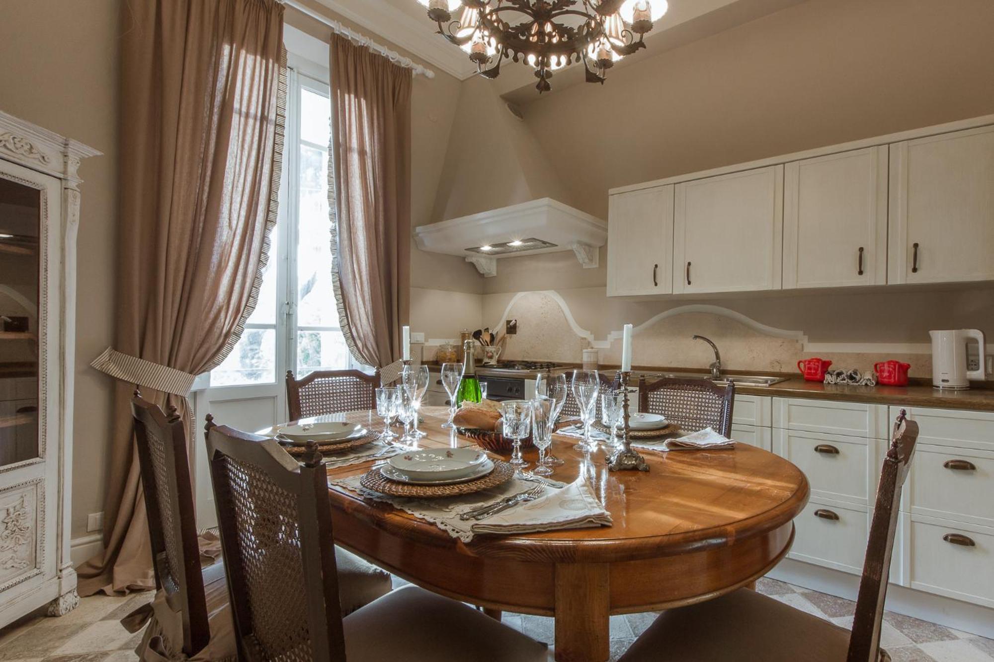 Appartement Leopoldo Luxurious Near The Center